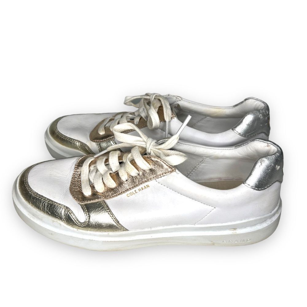 Cole Haan | Grand Pro Rally Court Sneaker in White and Metallic Size 9